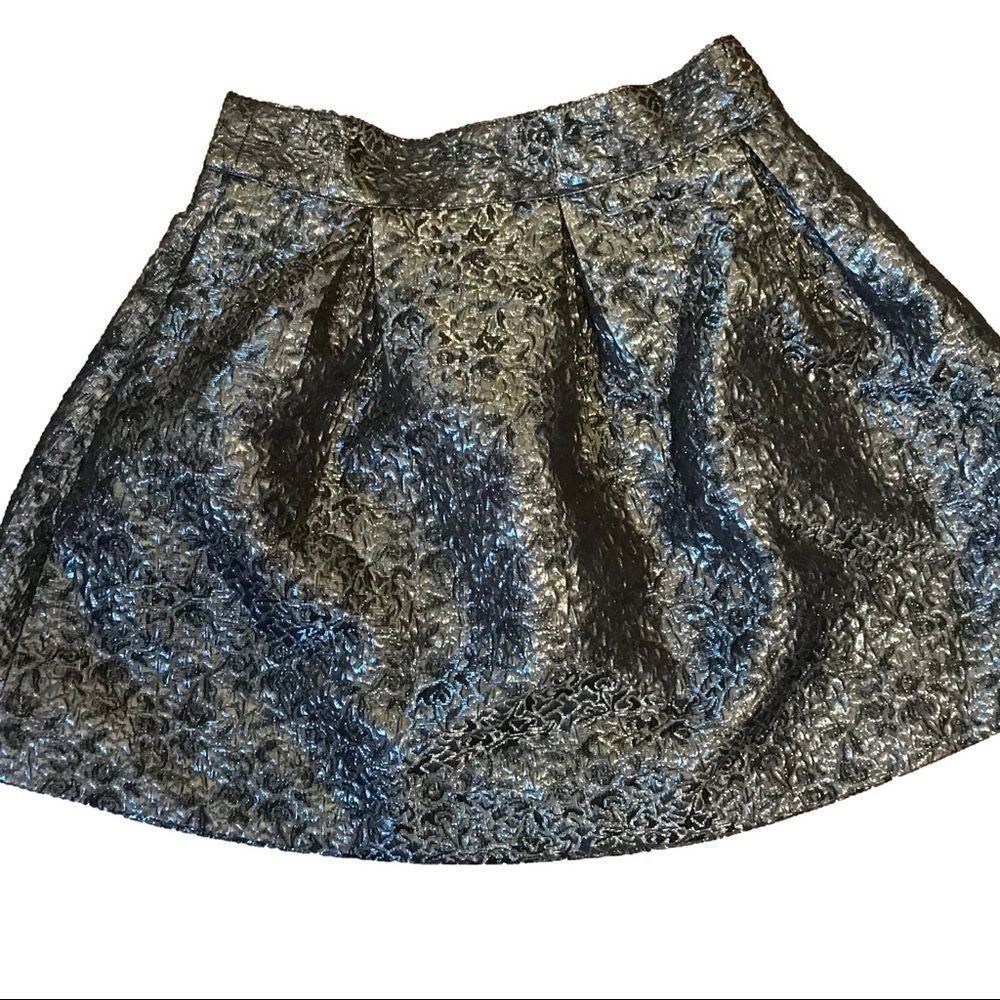 Frenchi Mini Skirt – Silver Metallic Brocade | Size 7 | NWT